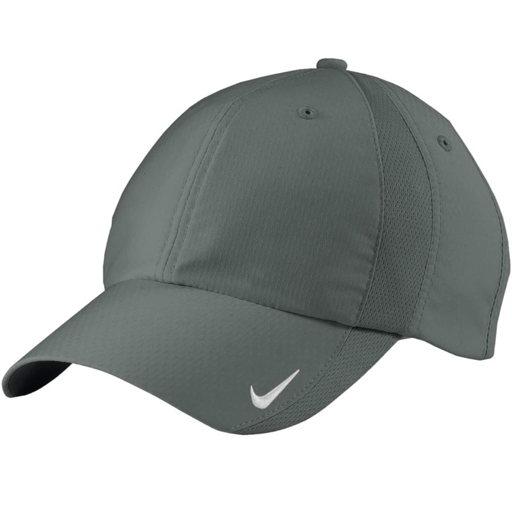 New Nike Golf Cap